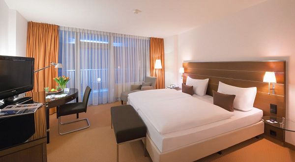 Dorint · An der Kongresshalle 