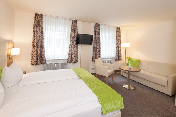 City Hotel