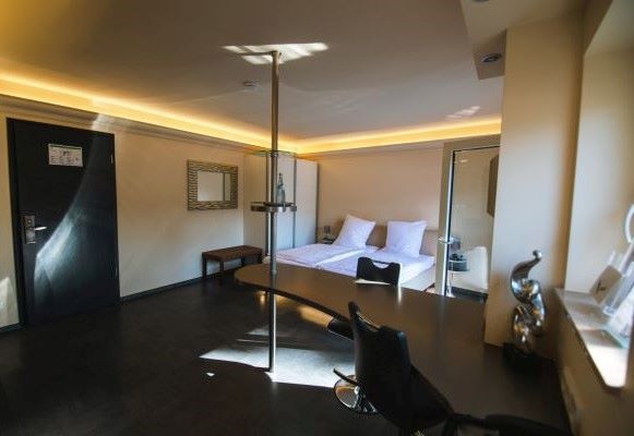 Nomad Serviced Apartments